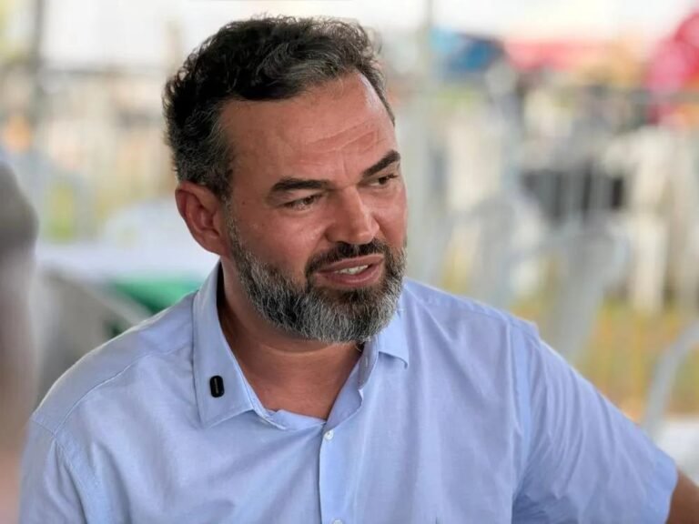 Bruno Bolsonaro Scheid (PL) critica carga tributária, STF e propõe “menos Brasília e mais Brasil” 14 Bruno Bolsonaro Scheid (PL) critica carga tributária, STF e propõe “menos Brasília e mais Brasil”