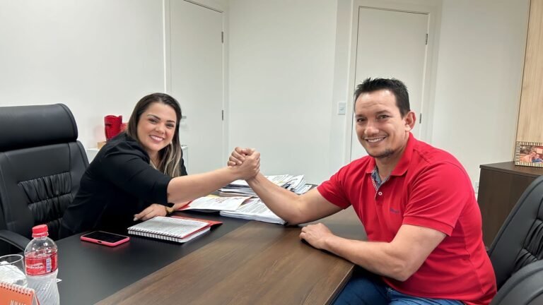 Cláudia de Jesus garante R$ 32 mil para compra de trator para associação em São Miguel 18 Cláudia de Jesus garante R$ 32 mil para compra de trator para associação em São Miguel