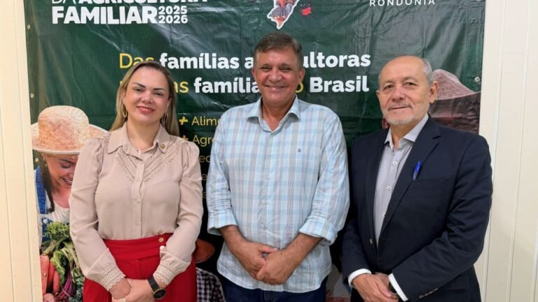 Cláudia de Jesus dialoga com MDA sobre crise do leite em Rondônia 19 Cláudia de Jesus dialoga com MDA sobre crise do leite em Rondônia