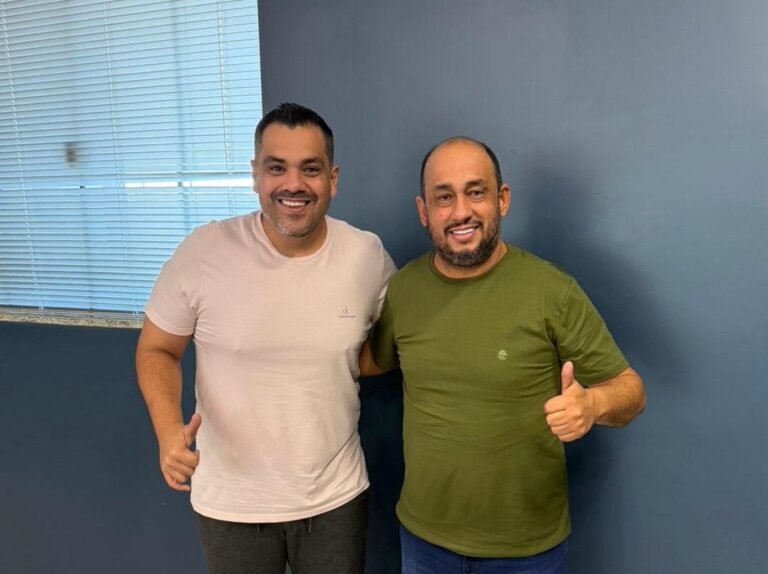 Vereador Wanoel Martins se reúne com presidente da ARPV e busca transparência em ações de fiscalização e planejamento futuro 1 Vereador Wanoel Martins se reúne com presidente da ARPV e busca transparência em ações de fiscalização e planejamento futuro