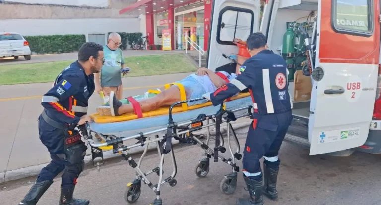 Motociclista sofre ferimentos graves em acidente na zona Leste 15 Motociclista sofre ferimentos graves em acidente na zona Leste