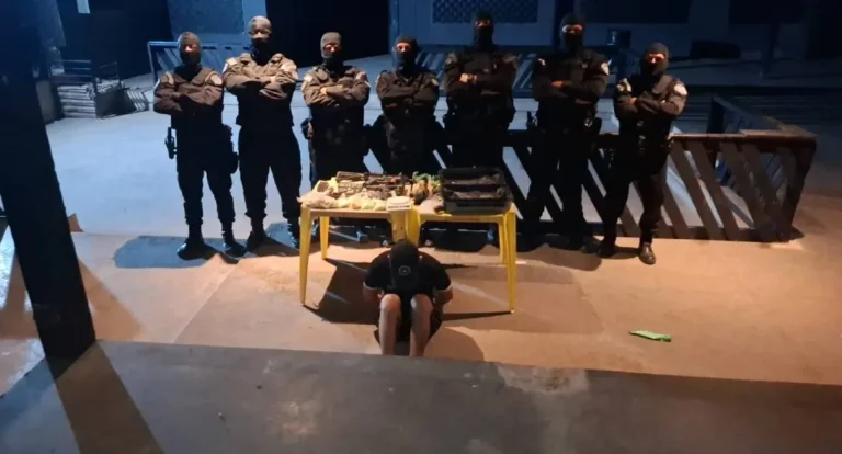 Polícia Militar desarticula depósito de armas e drogas em Porto Velho 9 Polícia Militar desarticula depósito de armas e drogas em Porto Velho