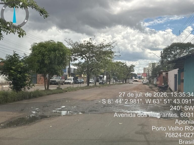 VEREADOR ZÉ PAROCA SOLICITA OPERAÇÃO TAPA-BURACOS NA AVENIDA IMIGRANTES, NO APONIÃ 13 VEREADOR ZÉ PAROCA SOLICITA OPERAÇÃO TAPA-BURACOS NA AVENIDA IMIGRANTES, NO APONIÃ
