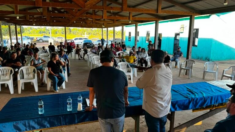 Marcelo Cruz entrega secadores de café e plantadeiras para fortalecer a agricultura familiar em Candeias do Jamari 3 Marcelo Cruz entrega secadores de café e plantadeiras para fortalecer a agricultura familiar em Candeias do Jamari