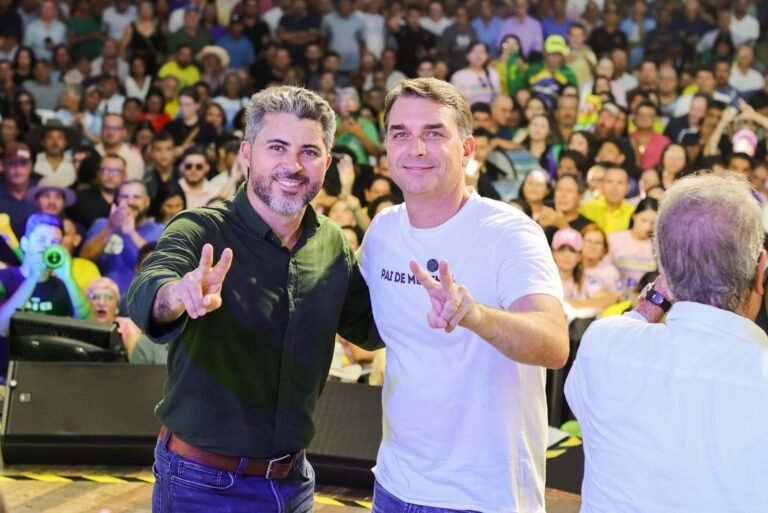 Rondônia dá o recado: Marcos Rogério e Flávio Bolsonaro lideram pesquisa Real Time Big Data 15 Rondônia dá o recado: Marcos Rogério e Flávio Bolsonaro lideram pesquisa Real Time Big Data