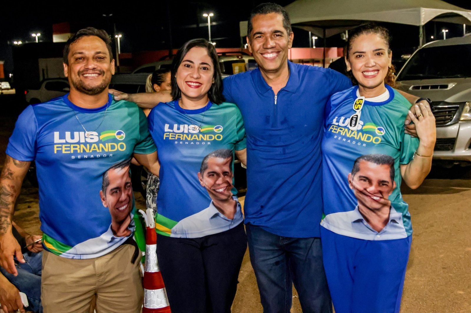 Luis Fernando dá início à caminhada eleitoral ao senado com mega adesivaço em Porto Velho 3 Luis Fernando dá início à caminhada eleitoral ao senado com mega adesivaço em Porto Velho