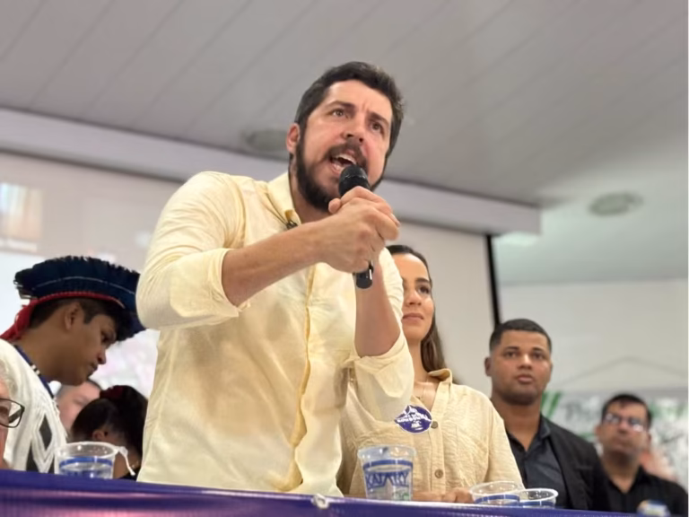 Pedro Abib aposta em educação, industrialização e diálogo para apresentar um novo projeto para Rondônia 13 Pedro Abib aposta em educação, industrialização e diálogo para apresentar um novo projeto para Rondônia