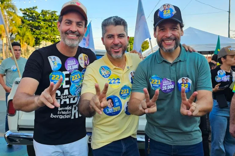Campanha de Marcos Rogério ganha as ruas de Porto Velho com adesivaço 10 Campanha de Marcos Rogério ganha as ruas de Porto Velho com adesivaço