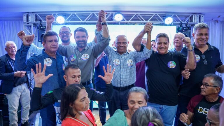 Pastor Evanildo assina carta de compromisso em ato que reúne pastores de diferentes denominações em Porto Velho 3 Pastor Evanildo assina carta de compromisso em ato que reúne pastores de diferentes denominações em Porto Velho