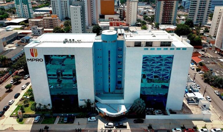LABIRINTO DE BRONZE — R$ 48 milhões, 1.611 cabeças de gado e empresa em Goiás: investigação avança sobre suposta estrutura armada em Rondônia 20 LABIRINTO DE BRONZE — R$ 48 milhões, 1.611 cabeças de gado e empresa em Goiás: investigação avança sobre suposta estrutura armada em Rondônia