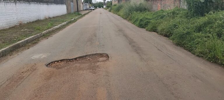 Vereador Léo Alencar cobra tapa-buracos na Rua Juventus para proteger veículos e garantir segurança no Nova Floresta 7 Vereador Léo Alencar cobra tapa-buracos na Rua Juventus para proteger veículos e garantir segurança no Nova Floresta