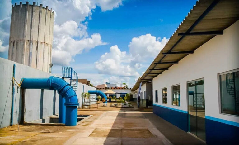 1. R$ 8,47 BILHÕES E NENHUM INTERESSADO — Megalicitação de água e esgoto termina sem proposta e acende alerta em Rondônia 12 1. R$ 8,47 BILHÕES E NENHUM INTERESSADO — Megalicitação de água e esgoto termina sem proposta e acende alerta em Rondônia