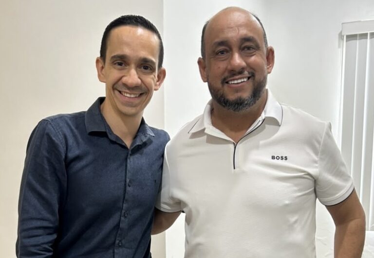 Wanoel Martins leva pauta dos servidores e do Baixo Madeira ao secretário de Administração 12 Wanoel Martins leva pauta dos servidores e do Baixo Madeira ao secretário de Administração