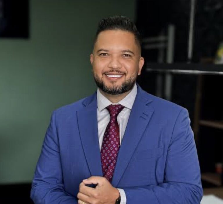 DA CÂMARA PARA A ASSEMBLEIA – Fernando Silva é eleito deputado estadual em Rondônia 15 DA CÂMARA PARA A ASSEMBLEIA – Fernando Silva é eleito deputado estadual em Rondônia